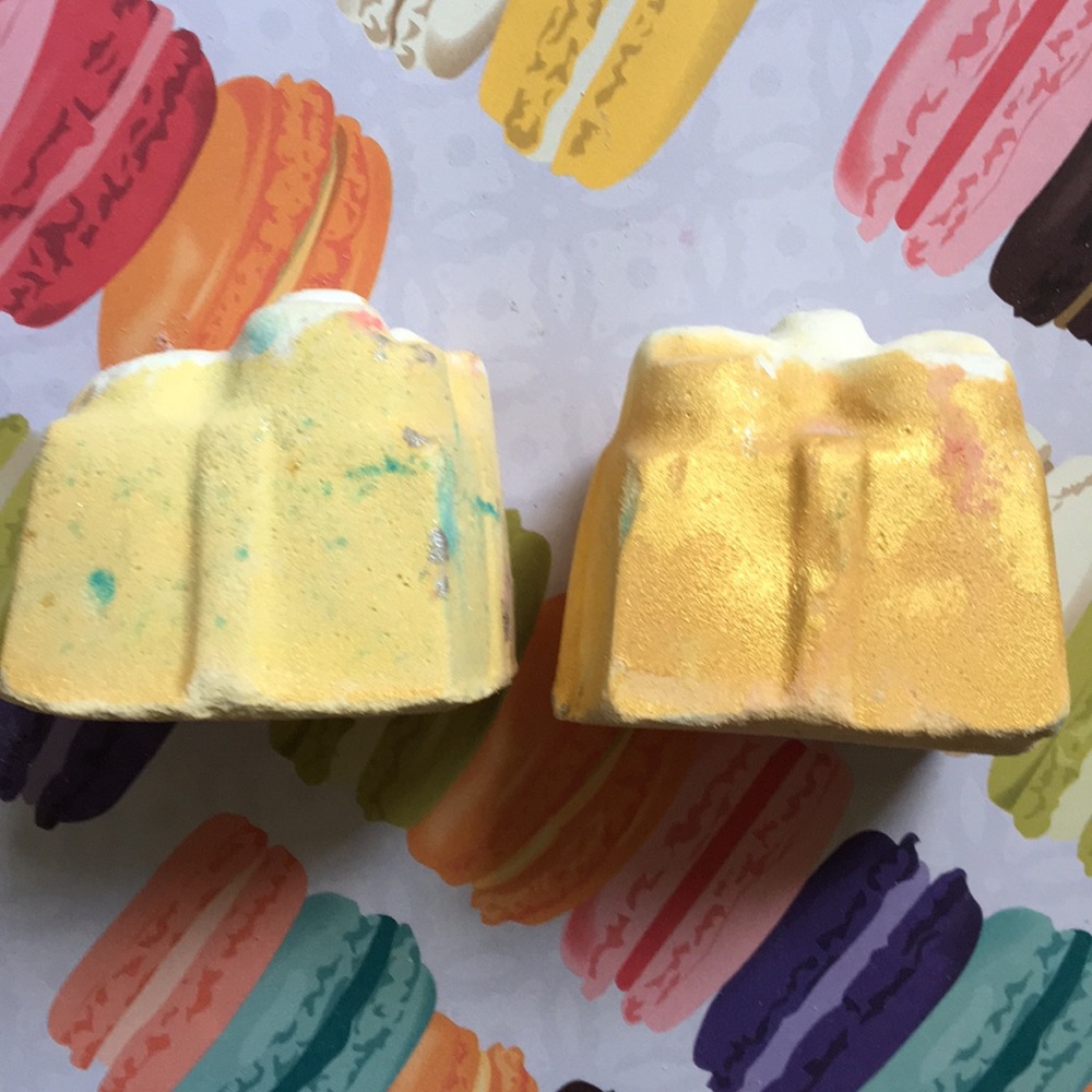 FREE w$25 purchase! Lush Golden Wonder Bomb new! - Picture 6 of 8